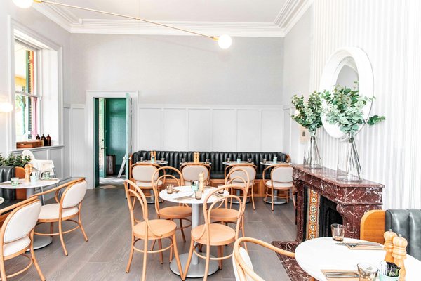 Best Energy-Efficient Bulbs to Brighten Your UK Kitchen